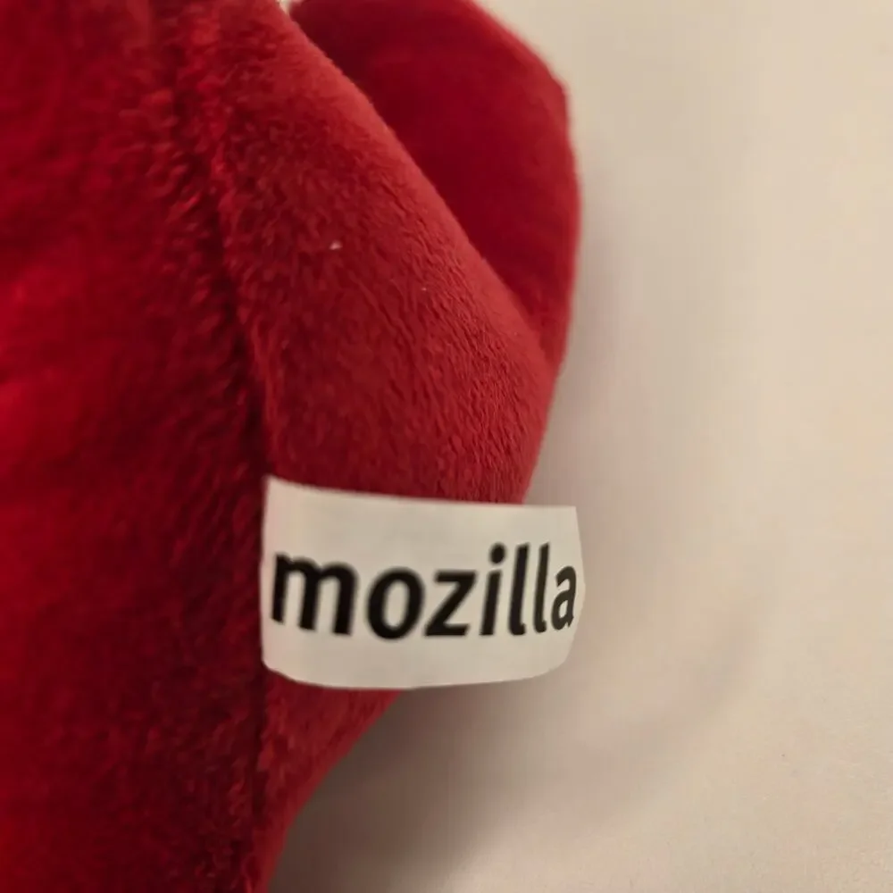 VTG Mozilla Red Dinosaur By Shepard Fairey Collab Firefox Art Meets Tech Plush‎